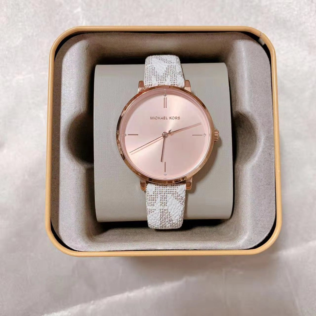 Michael Kors MK7128 Jayne Three-Hand Vanilla Watch Michael Kors MK7128 Jayne Three-Hand Vanilla Watch